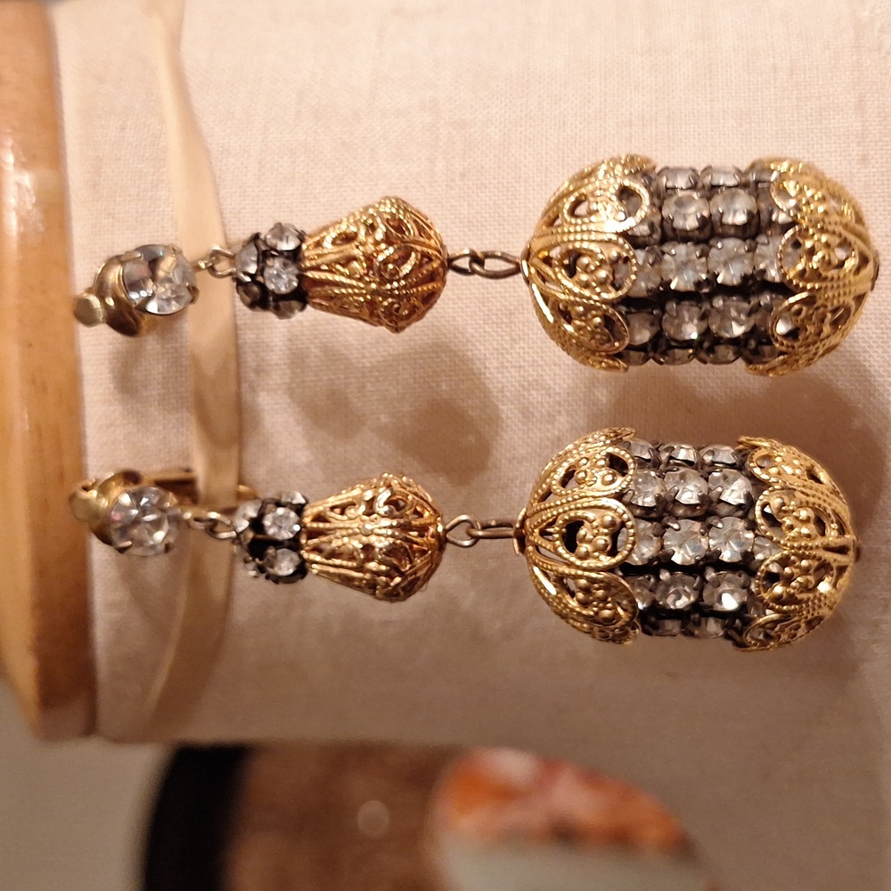 1960s Castlecliff Rhinestone Earrings. Marked. - Picture 3 of 14